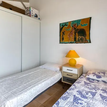 Nyaraló 4 Bedroom In *